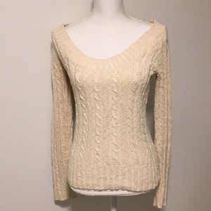 Cableknit scoopneck beige sweater from Old Navy.